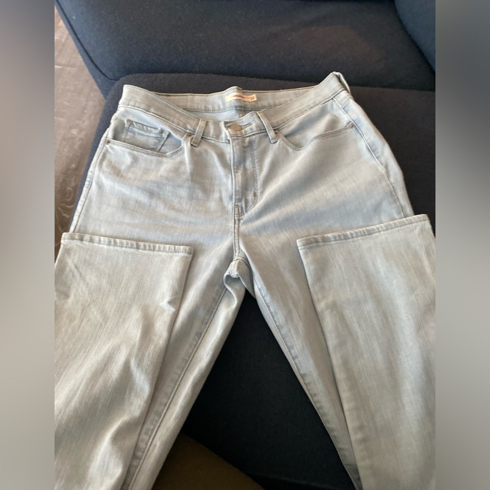 Levi’s. Classic Fit. Size 12. Great condition.